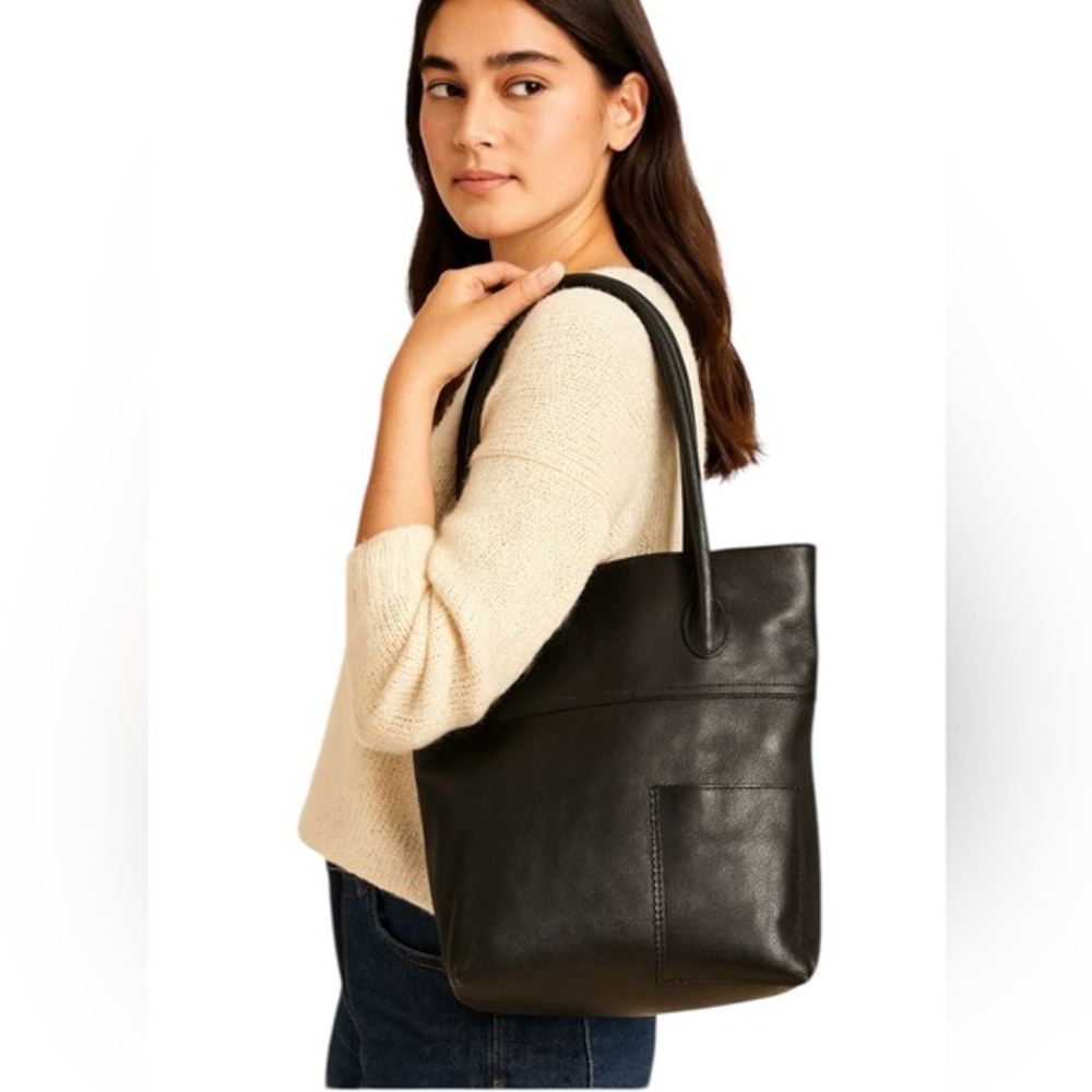 J. JILL Black Genuine Leather ShoulderBag. Large.